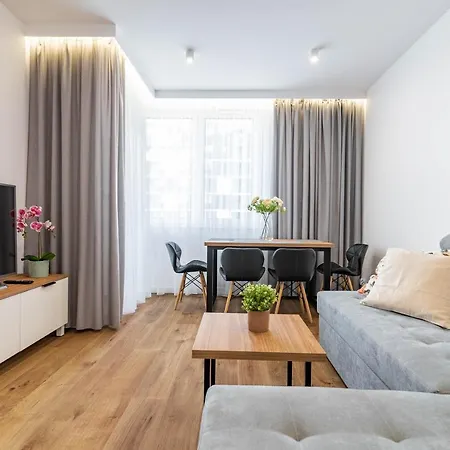Wrocapartments Starcenter - Parking Free Daire Wroclaw