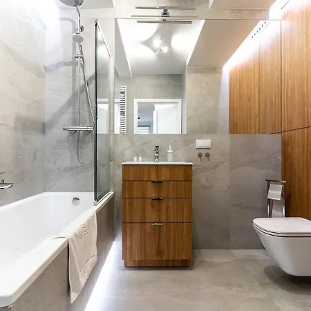 Wrocapartments Starcenter - Parking Free Appartamento Breslavia