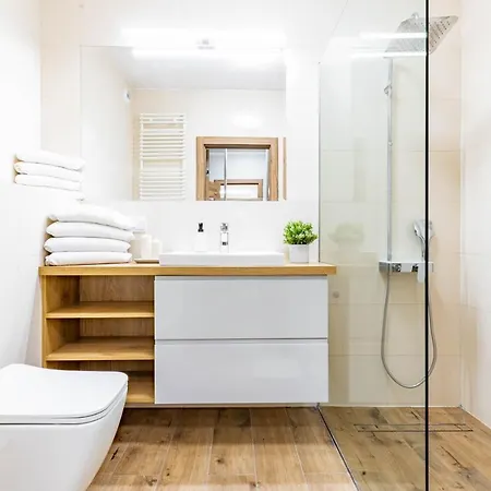 Appartamento Wrocapartments Starcenter - Parking Free Breslavia