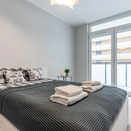 Wrocapartments Starcenter - Parking Free Apartment Wroclaw