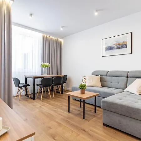 Wrocapartments Starcenter - Parking Free Апартаменти Вроцлав