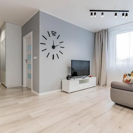 Апартаменти Wrocapartments Starcenter - Parking Free Вроцлав