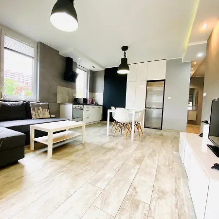 Wrocapartments Starcenter - Parking Free Вроцлав